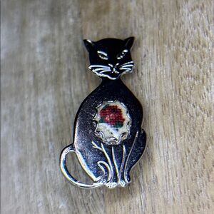 Small Silver Cat Vintage Petty Point Brooch
